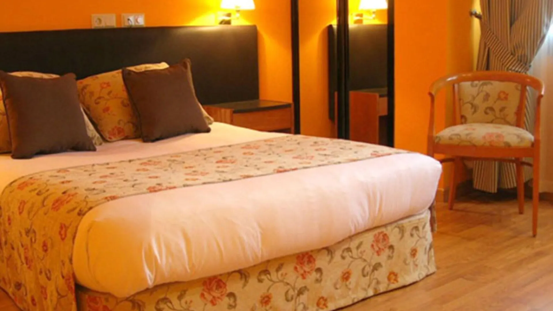 Hotel Aeropuerto Madrid Torre Hogar Premium Torrejón de Ardoz