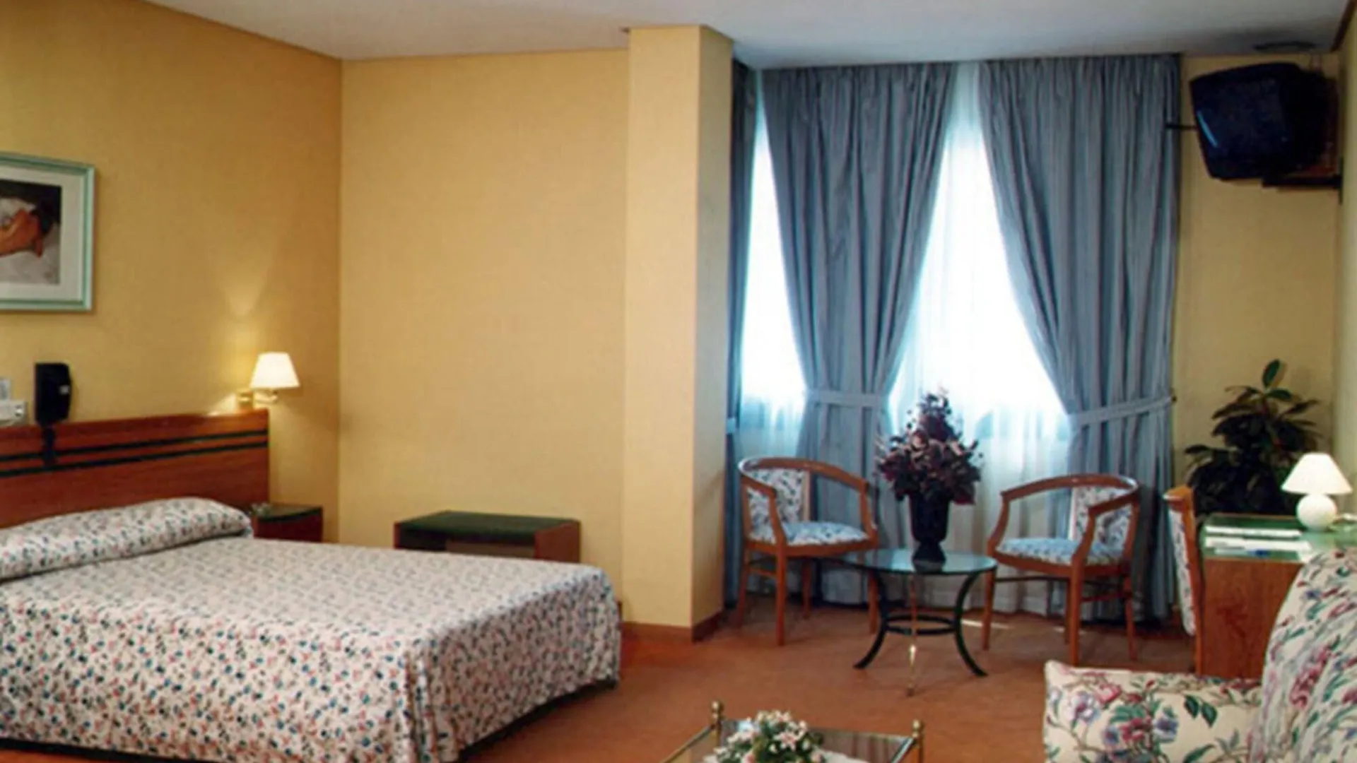 Hotel Aeropuerto Madrid Torre Hogar Premium Torrejón de Ardoz