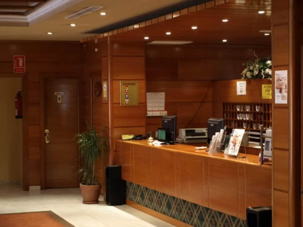 Hotel Aeropuerto Madrid Torre Hogar Premium Torrejón de Ardoz