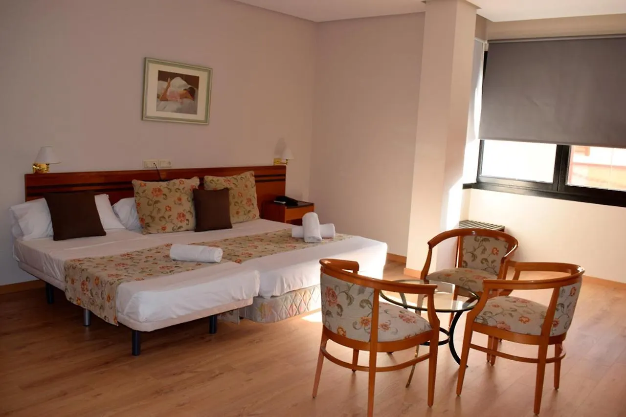 Hotel Aeropuerto Madrid Torre Hogar Premium Torrejón de Ardoz