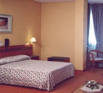 Hotel Aeropuerto Madrid Torre Hogar Premium Torrejón de Ardoz